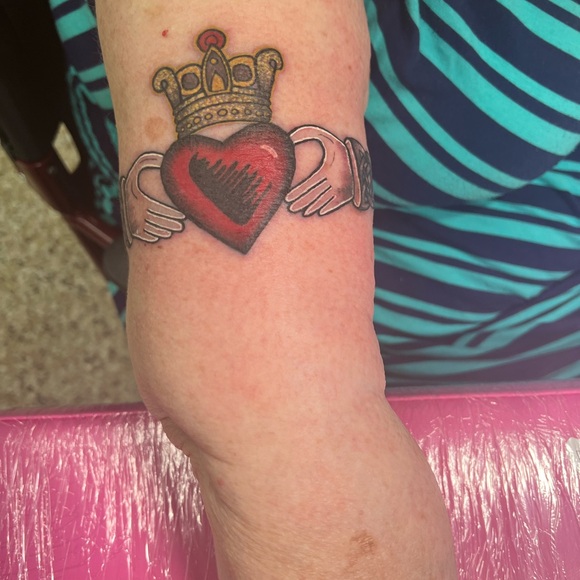 Meet your Posher, Elizabeth - Picture 4 of 17